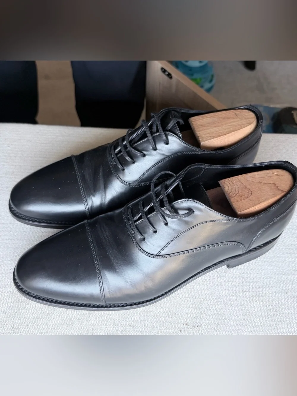 Suitsupply Black Cap-Toe Oxford Lace-Up Shoes